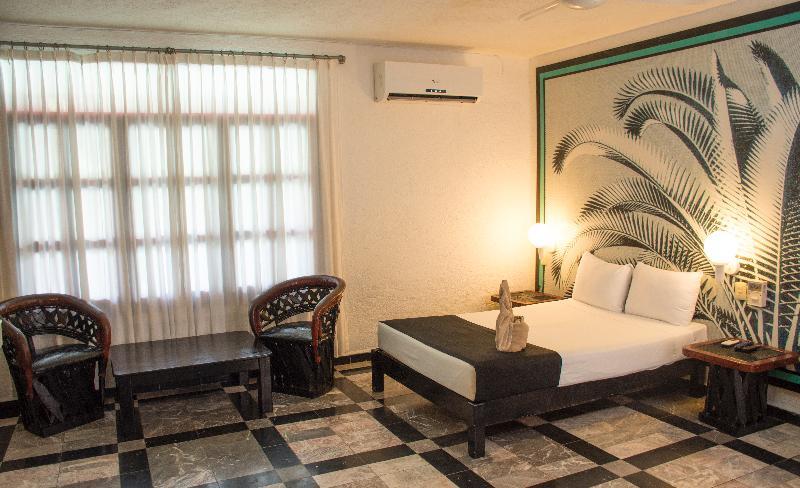 Maya Del Mar On Fifth Avenue Playa del Carmen Bagian luar foto